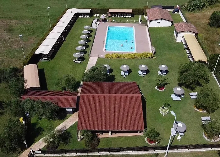 Hotel Piscina La Suite